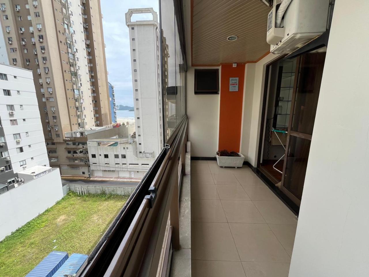 A 50 Metros Da - Barra Sul- Bc Apartamento *